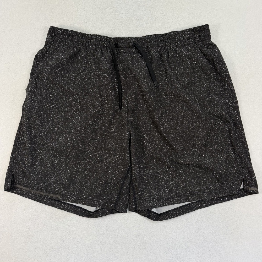 Bear Bottom Shorts Mens XXL Black Speckled 7 Inch Inseam Gym Workout Abstract